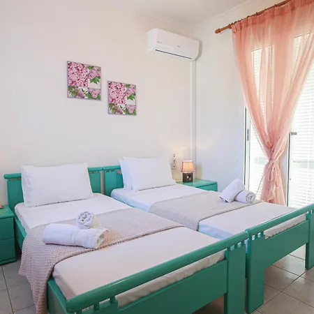 S&c Kosmos Apartahotel 4*