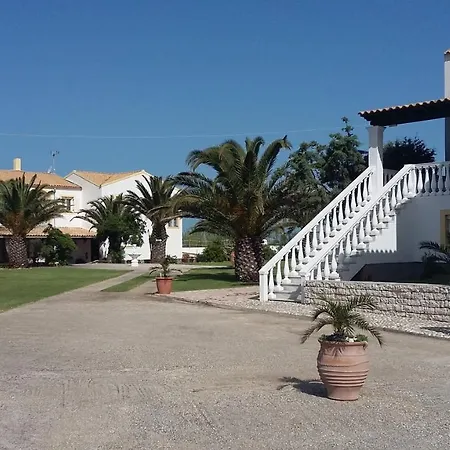 Apartahotel S&c Kosmos Rodas